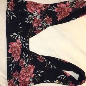 Billabong bathing suit top